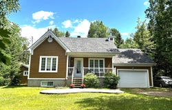 11 Ch. du Faucon, Saint-Donat, Quebec J0T2C0