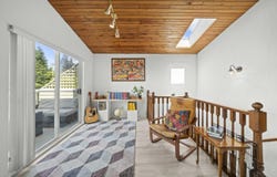 3454 ST. GEORGES AVENUE, North Vancouver, British Columbia V7N 1V8