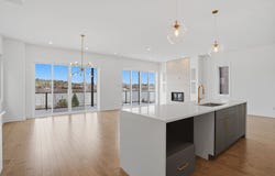30 Rue du Rivage, Hull, Quebec J8Z3R1