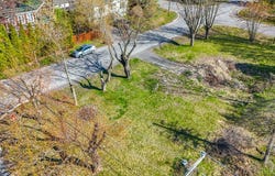 200 Rue Milton, Otterburn Park, Quebec J3H1G8