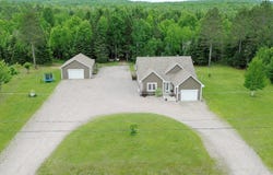 2981 Rue Fernand-Chamard, Mont-Laurier, QC J9L0K4, CA, Mont-Laurier, Quebec J9L0K4