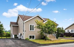 53-53A Rue des Bois-Jolis, Lanoraie, QC J0K1E0, CA, Lanoraie, Quebec J0K1E0