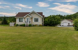 7 Ch. Boisvenue, Notre-Dame-de-la-Salette, QC J0X2L0, CA, Notre-Dame-de-la-Salette, Quebec J0X2L0
