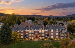 252 Ch. du Lac-Millette 4301, Saint-Sauveur, Quebec J0R 1R3