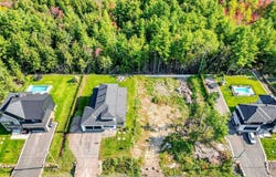 Rue du Corail, Mirabel, Quebec J7N3T3