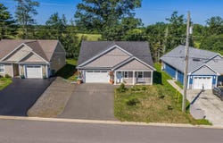 8 Covey Drive, North Kentville, Nova Scotia B4N 0H8