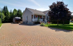 183 Rue Radisson, Saint-Lambert-de-Lauzon, QC G0S2W0, CA, Saint-Lambert-de-Lauzon, Quebec G0S2W0