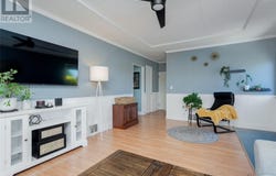 1385 Hastings Street, Saanich, British Columbia V8Z2W6