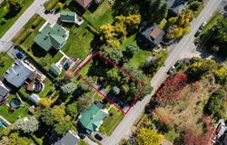146e Avenue, Notre-Dame-de-l'Île-Perrot, Quebec J7V8P4