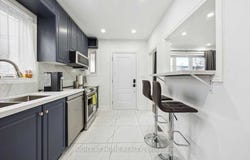 887 Cosburn Avenue, Toronto, Ontario M4C2W5