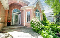 2156 Country Club Drive, Burlington, Ontario L7M4A8