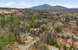 657 Rue Nancy, Magog, Quebec J1X6B1