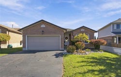 27 Costain Court, Waterloo, ON, Kitchener, Ontario N2N-3A5