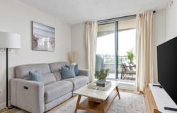 1765 Queen St E, Toronto, Ontario M5V