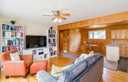 484 Hampton St, Winnipeg, MB R3J 1P9, Canada, Winnipeg, Manitoba