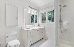 667 Highvalley Road,, Ancaster, Ontario L9G 4B3