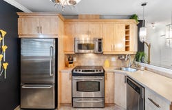 8800 Rue des Roselieres, Brossard, QC J4X2Y4, CA, Brossard, Quebec J4X2Y4