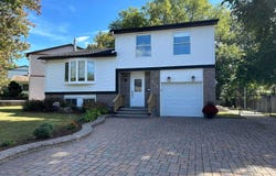 832 Boronia Crescent, Newmarket, Ontario L3Y5J9