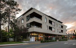 1969 Oak Bay Ave, Victoria, British Columbia V8R1E3