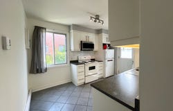 7022 Av. Somerled, Côte-des-Neiges/Notre-Dame-de-Grâce, QC H4V1V7, CA, Côte-des-Neiges/Notre-Dame-de-Grâce, Quebec H4V1V7