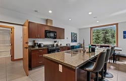 3270 Creekside Way 304, Sun Peaks, British Columbia V0E 5N0