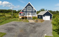 2005 Ch. des Coudriers, LIsle-aux-Coudres, QC G0A2Y0, CA, L'Isle-aux-Coudres, Quebec G0A2Y0
