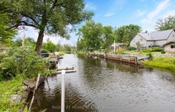 25 Playfair Drive, Tay, Ontario L0K2C0