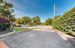512 Oshawa Boulevard N, Oshawa, Ontario L1G5T7