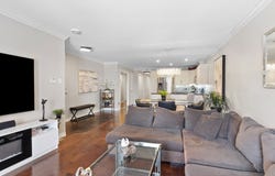 3535 Rue du Mousquetaire, Duvernay, QC H7E0C3, CA, Duvernay, Quebec H7E0C3
