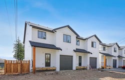 1369 Galerno Rd B, Campbell River, British Columbia V9W 1J8