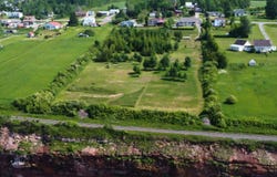 446 Boul. Perron E., Caplan, Quebec G0C1H0