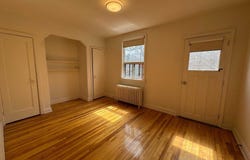Second Floor - Second Floor - 2879 St Clair Avenue E, Toronto, Ontario M4B1N4