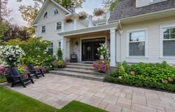 347 East Hart Crescent, Burlington, Ontario L7N1P8