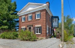 596 Rue Main, Bury, Quebec J0B1J0