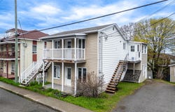 30-32 Rue Notre-Dame E., Rimouski, Quebec G5L1Z3