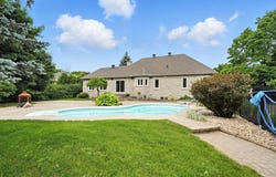 43 Rue de Bourdon, Gatineau, QC J8V2P2, CA, Gatineau, Quebec J8V2P2