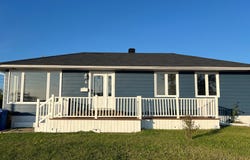 6 Rue Comeau, Sept-Îles, QC G4R1H7, CA, Sept-Îles, Quebec G4R1H7