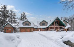 11 Nevis Ridge Drive, Oro-Medonte, Ontario L0L1T0