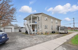 250-256 Rue East, Gatineau, QC J8P5A4, CA, Gatineau, Quebec J8P5A4