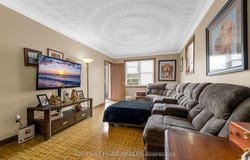 333 LIMERIDGE Road E, Hamilton, Ontario L9A2S8