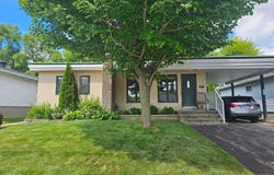 41 Rue du Curé-Robert, Hull, QC J8Y1M4, CA, Hull, Quebec J8Y1M4