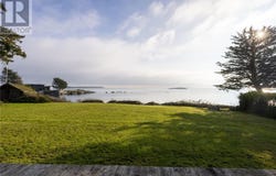 3901 Tudor Avenue, Saanich, British Columbia V8N4L3