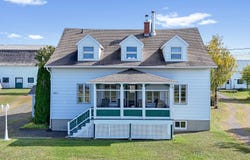 1659 Ch. du 3e Rang-du-Bic, Rimouski, Quebec G0L1B0