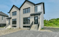 422 Rue du Muscat, Sainte-Marthe-sur-le-Lac, QC J0N1P0, CA, Sainte-Marthe-sur-le-Lac, Quebec J0N1P0