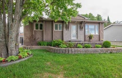1877 Rue Cyr, Val-d'Or, Quebec J9P5Y1