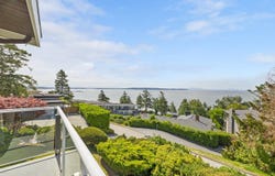 14401 Sunset Drive, White Rock, British Columbia V4B 2V6