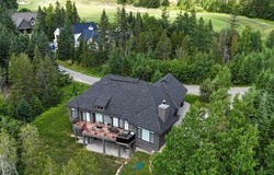 555 Allée Royale, Mont-Tremblant, Quebec J8E 2L9