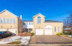 25 Heathcliffe Square, Brampton, Ontario L6S5R6