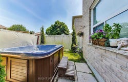 55 Knupp Road, Barrie, Ontario L4N0R7