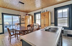 426 Route 132, Chandler, Quebec G0C2A0